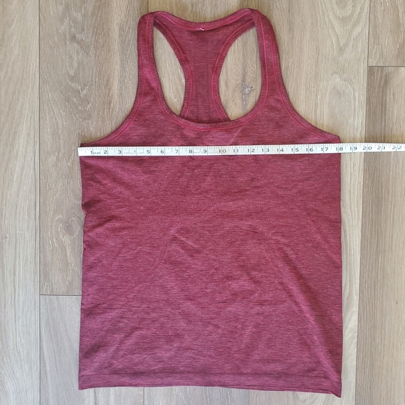 EUC Lululemon Swiftly Tech Tank, size 12, heathered red with black - Picture 11 of 14